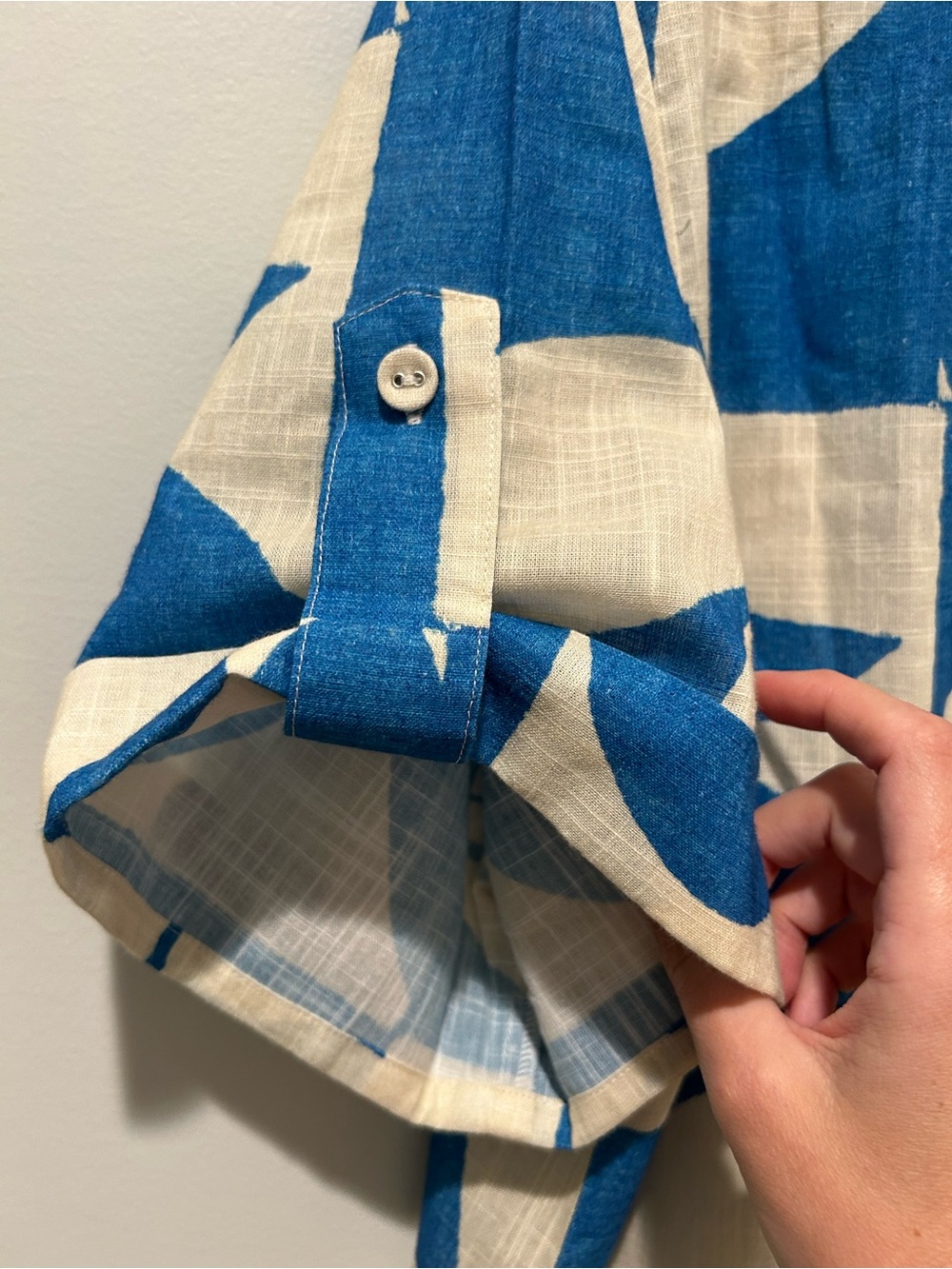 AUR OCEA IPANEMA CUFFED SHORT SLEEVE BUTTON DOWN COTTON TOP - Picture 8 of 9